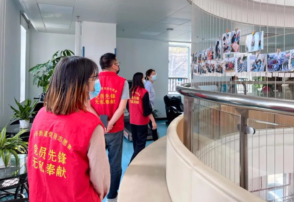 【黨建】新動力展覽入黨積極分子參加吉華街道開展的“珍惜資源永續(xù)利用，綠化環(huán)境凈化心靈”主題黨日志愿活動(圖4)