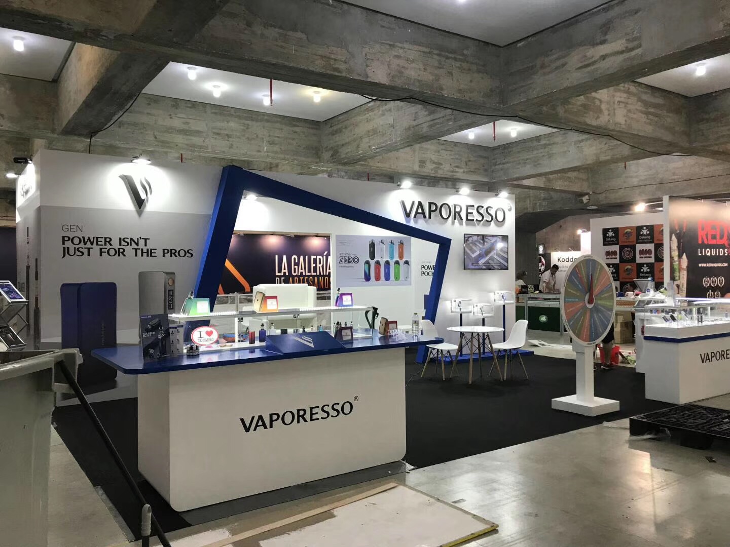 西班牙電子煙展設(shè)計(jì)搭建-麥克維爾