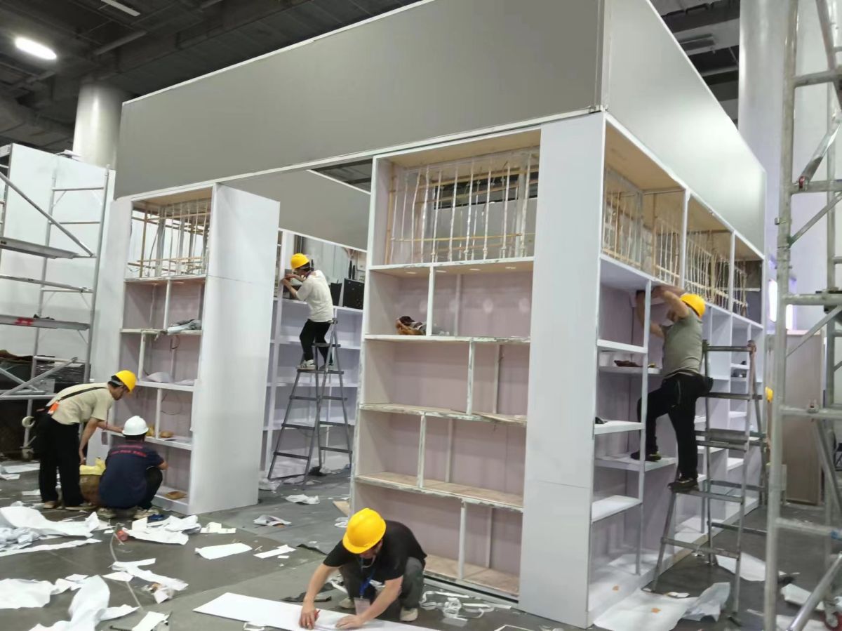 美國展會怎么進行場地選擇與搭建