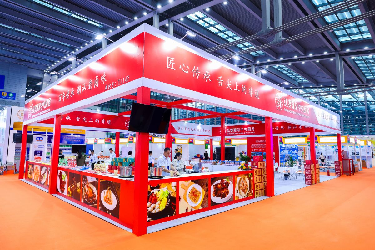 美國展會搭建企業(yè)的市場分析與競爭策略