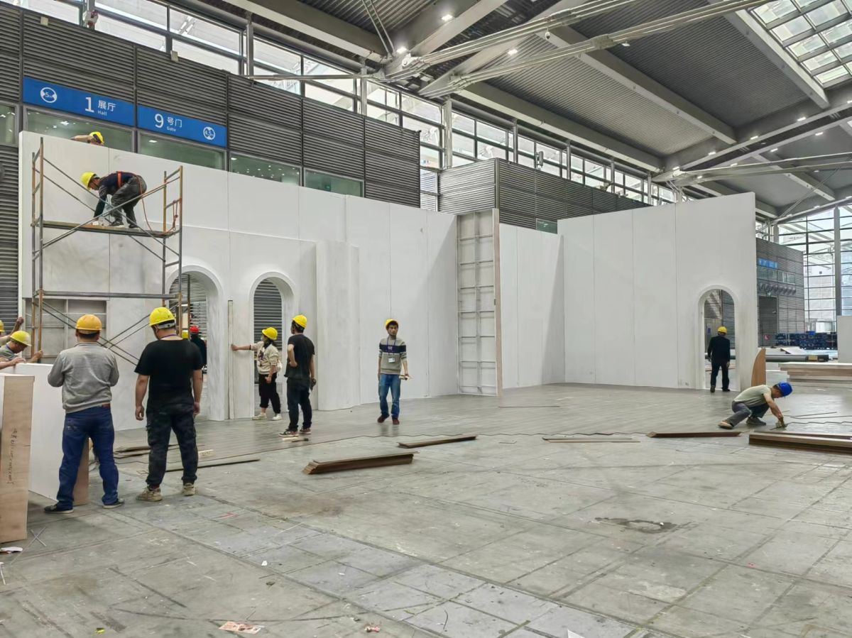 美國(guó)展會(huì)搭建報(bào)價(jià)與成本控制策略