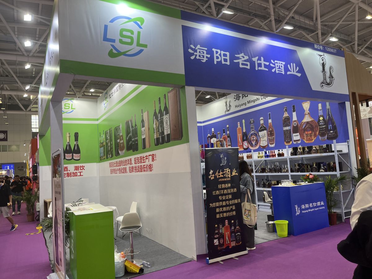 成都展位設(shè)計(jì)：自營(yíng)工廠如何提升設(shè)計(jì)案例的效率？